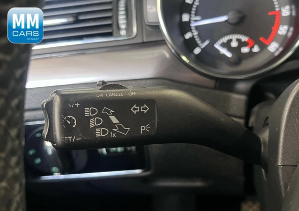 Skoda Superb cena 34900 przebieg: 229234, rok produkcji 2014 z Miłakowo małe 277